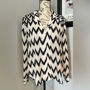 Guess Size Medium Blouse